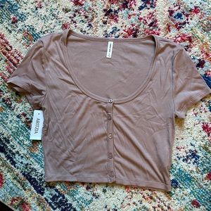Ladies NWT Aritzia Sunday Best “Holly” shirt